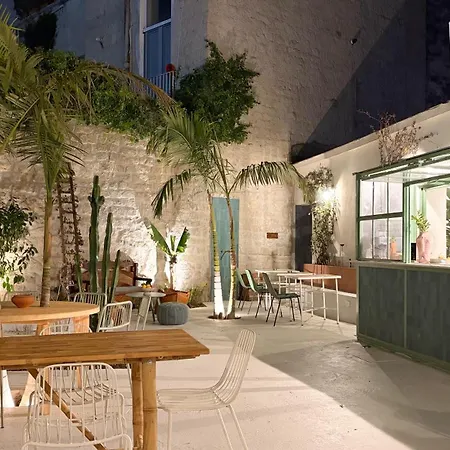 Osa - Stella - Garden With Bar 那不勒斯